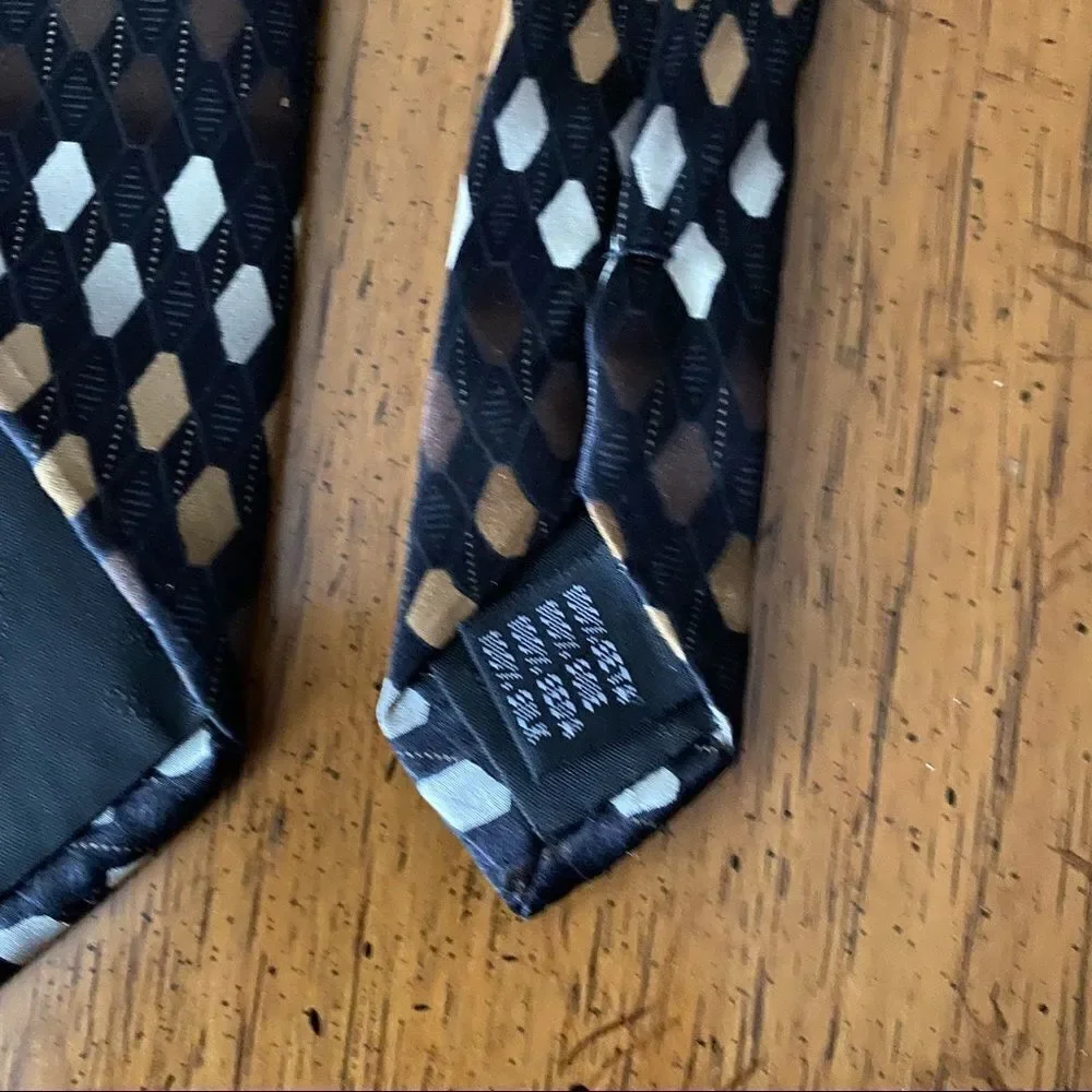 Bergamo New York Tie Handmade Diamond Pattern Business Casual Formal Classic - Picture 4 of 11